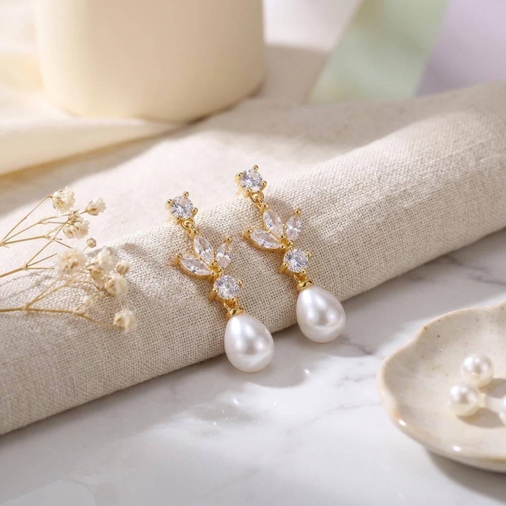 Luxury Water Drop Imitation Pearl Drop Stud Earrings for Women Shiny Cubic Zircon Leaf Geometry Earrings Wedding Jewelry Gifts