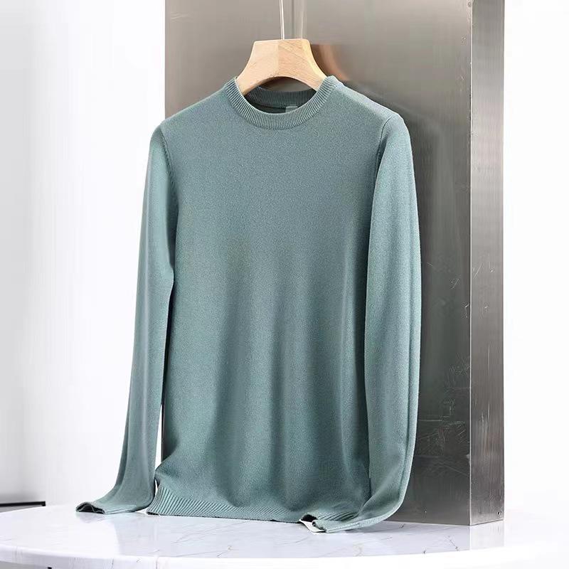 Men's Trendy Wool Round Neck Sweater: Autumn/Winter Collection, Long Sleeve Pullover for Casual Wear
