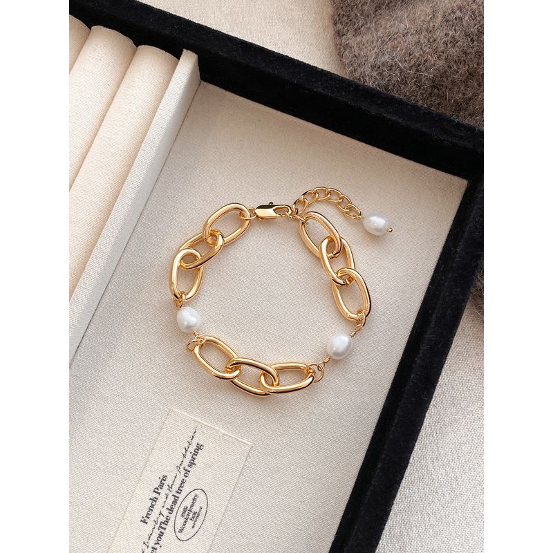 Natural Freshwater Pearl Metal Stacking Bracelets for Women, Autumn and Winter Vacation Style, Light Luxury, Exquisite and Fashionable Bracelets