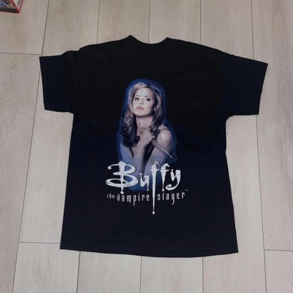 2025 90-talls Svart Buffy The Vampire Slayer T-skjorte Enkel Svart Grafisk T-skjorte Grafisk Kortarmet Skjorte Unisex Menn Kvinner Sommer