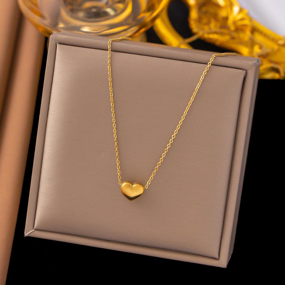 Exquisite Mini Small Heart Pendant Necklace for Women Anti-Tarnish 18K Gold Plated Clavicle Chain Minimalist