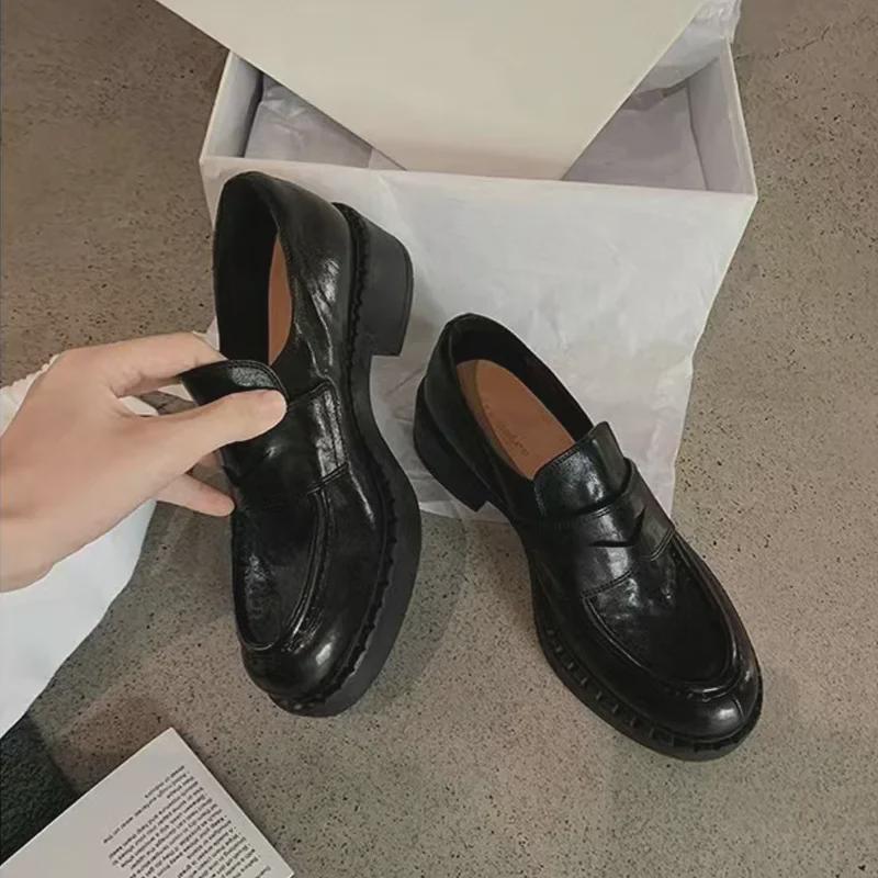 Retro İngiliz Tarzı Üzümlü Anne Loafer'ları: Kadın Kalın Topuk Sonbahar/Kış Ayakkabıları