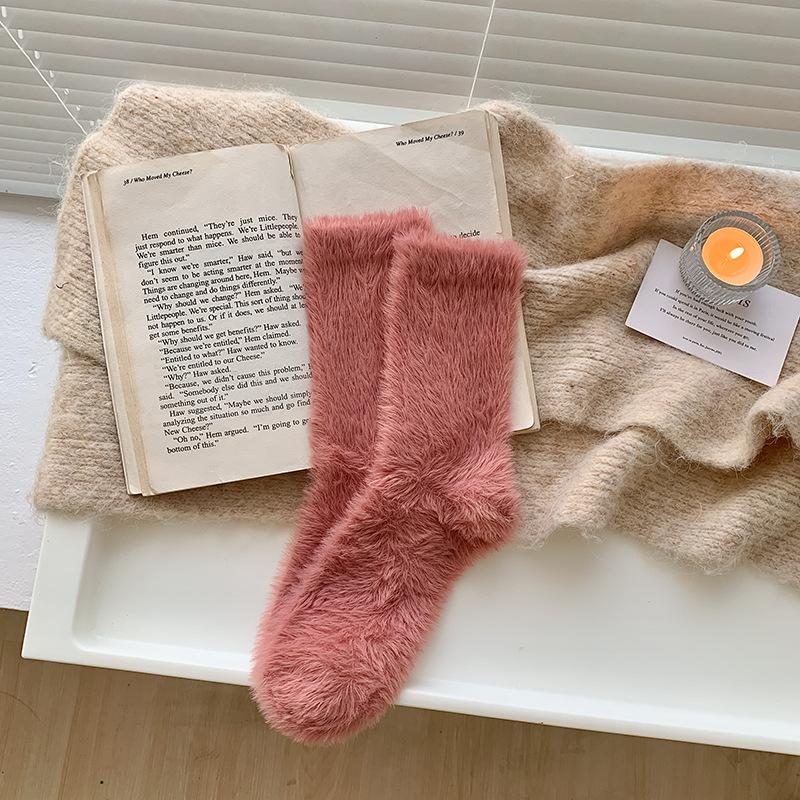 Norkový samet Dlouhé vlasy Ponožky Dámské Podzimní a Zimní spací ponožky Teplé vlněné ponožky Podlahové ponožky Polstrované Ponožky do poloviny lýtek zesílené