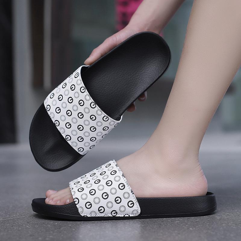 Shoes Summer Men Slippers Shoes Male Sandals Soft Non-slip Casual Indoor Outdoor EVA Sandals Beach Garden Fashion Casual Sandals