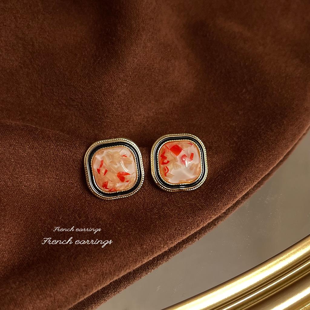Chinese-Inspired Elegant 925 Silver Stud Earrings with Exaggerated Design