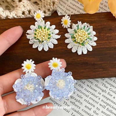 Silver Needle Summer Knitted Fabric Crystal Flower Pendant Earrings Sweet Vacation Style Earrings Niche High-end Earrings Women