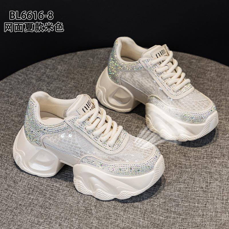 Netz-Dad-Schuhe Frühling und Sommer Neue Strass-Plateau Kleine Freizeit-Sportschuhe