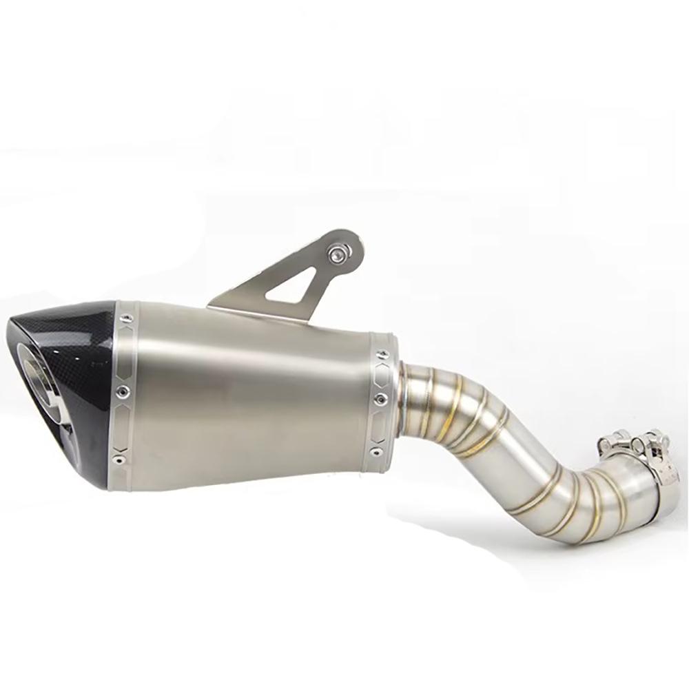 

Выхлоп из углеволокна Kawasaki Z900: Соединяет Модифицированную Переднюю часть с Оригинальной Задней частью