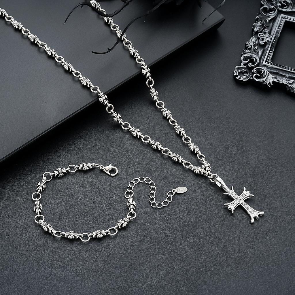 Krähenherz-Halskette Diamant Weißgold Armband mit Kreuz Vintage Thai-Silber Europäische Mode Vielseitiger Schmuck