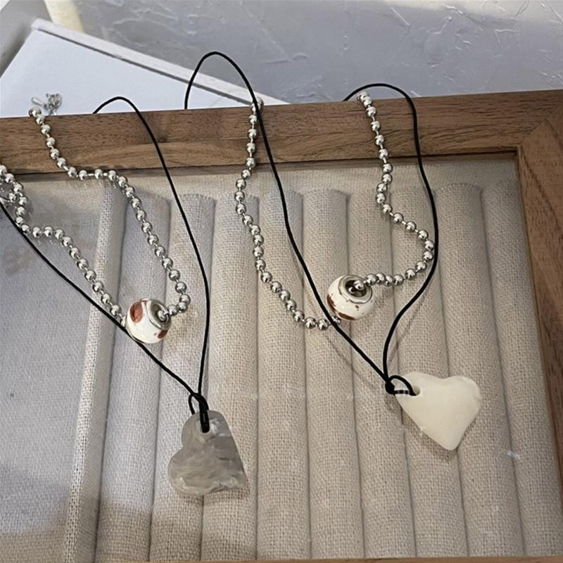 2 Pieces Dual-Layered Heart Pendant Necklace Chain Necklaces Beads Chokers Heart Chain Necklaces Party Jewelry for Girls