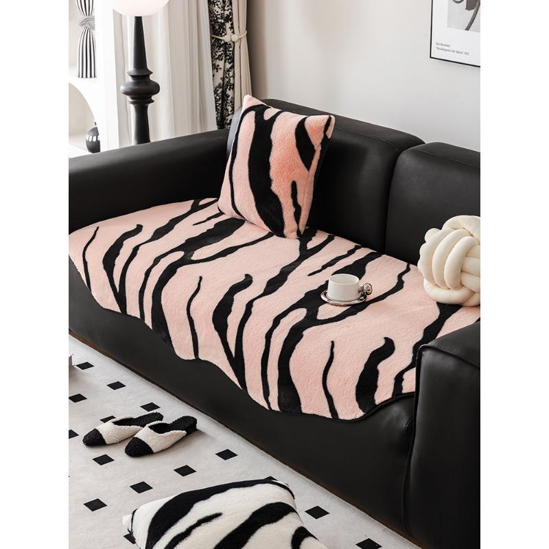 Cojín de felpa con forma especial para sofá Otoño e Invierno Cojín especial para sofá de cuero Funda irregular para sofá de lujo ligero Tela de cobertura universal