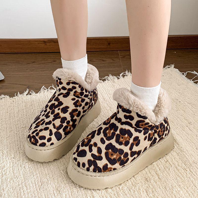 Warm wool cotton shoes leopard print bread shoes 2025 winter new retro platform low-top snow boots for women