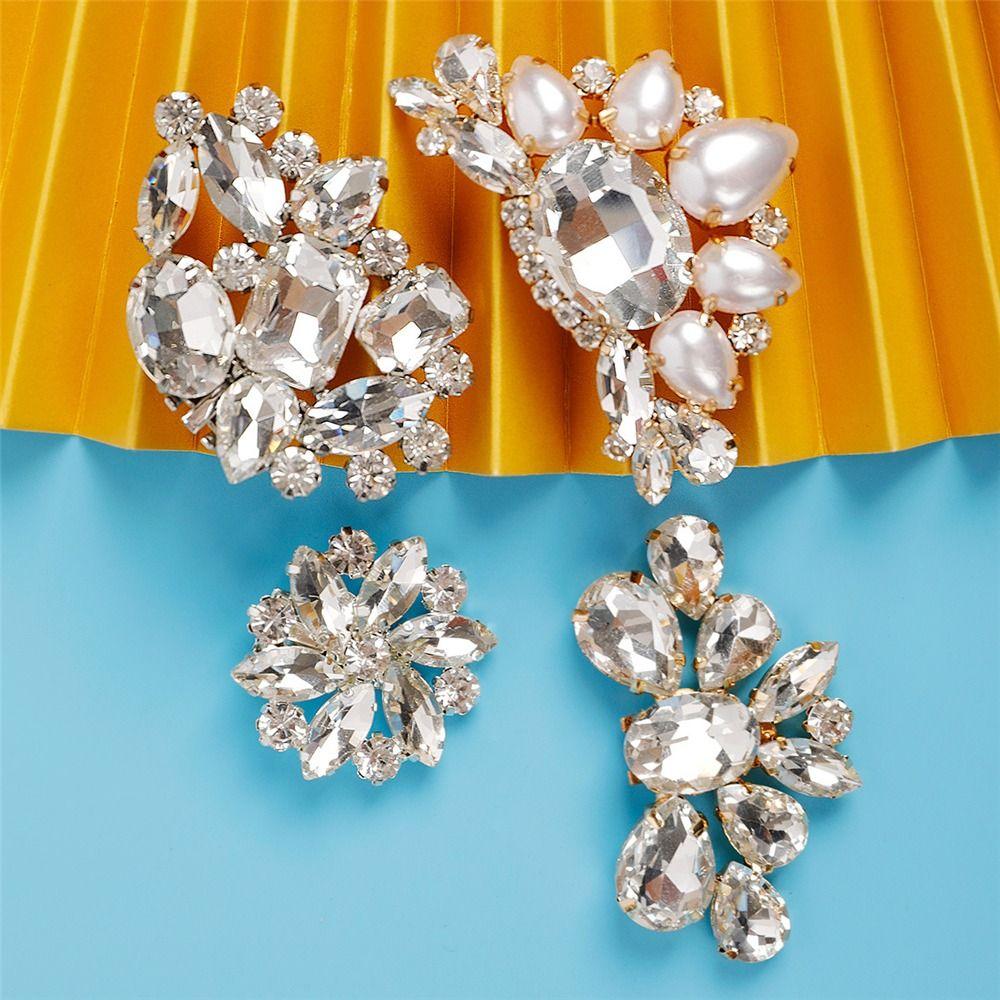 2pcs Women Lady Rhinestones Crystal Bride Shoes Charm Buckle Charms Jewelry Shoe Clip Shoes Decorations