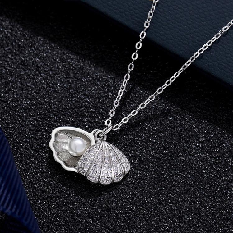 Sea for Shell Pendant Necklace Gold Silver Chain Necklace for Women Mermaid Neck