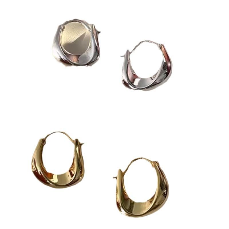 Niche Senior Sense Earrings Female Cold Wind Gold Earrings Simple Vein Circle Earrings Ear Buckle Elegant Simple Lightweight Minimalist Hoop Earrings