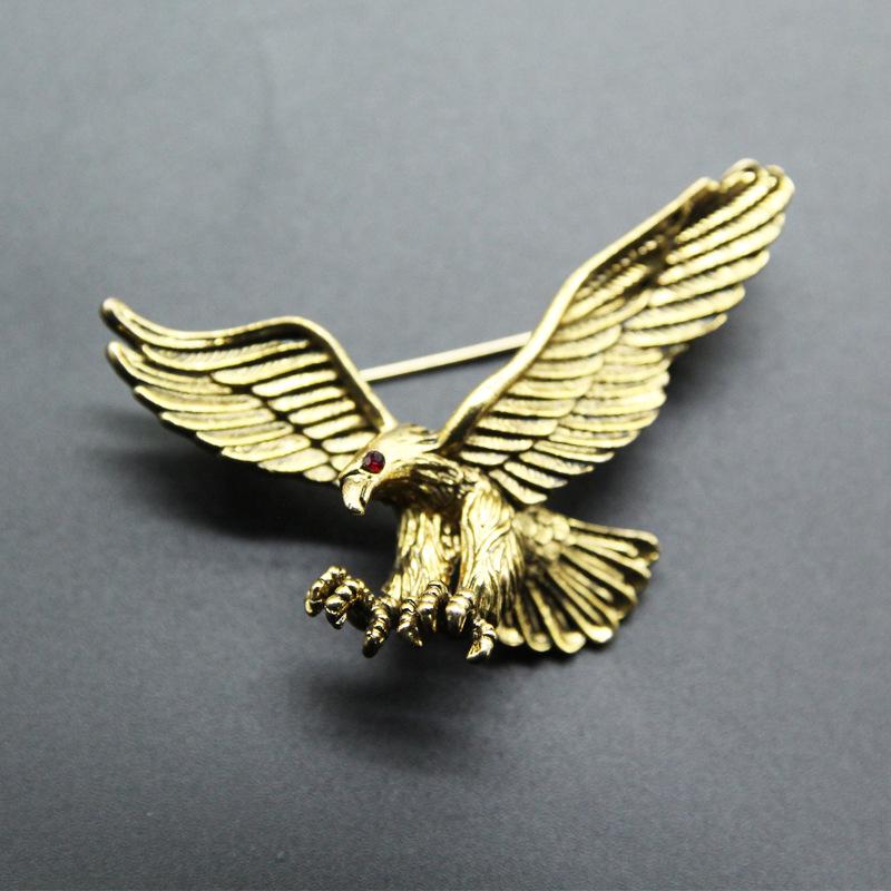 Men Vintage Eagle Pin Brooches Decoration Corsage Badge Jewelry Gifts