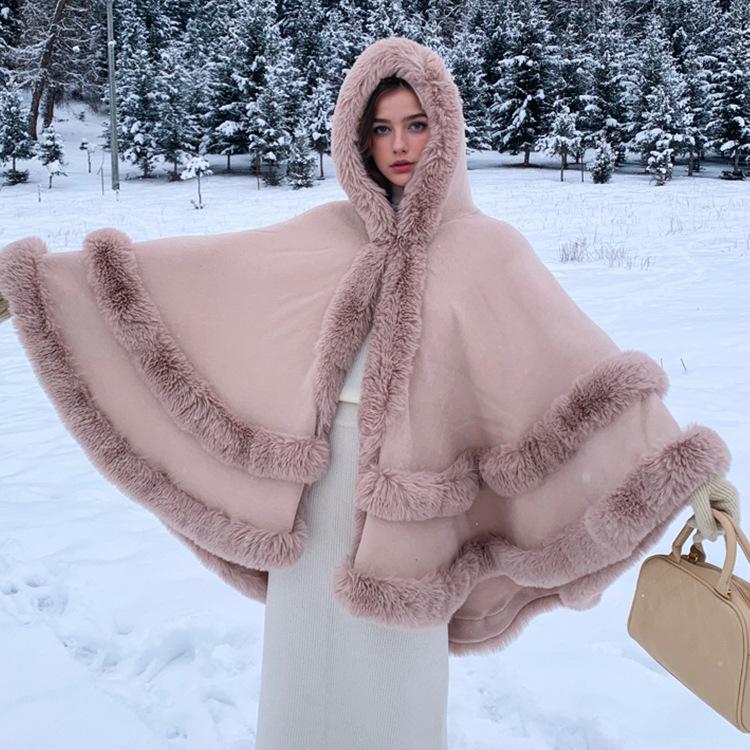 Poncho a mantella da donna con cappuccio e bordi in finta pelliccia, scialle invernale caldo con apertura frontale, mantella oversize