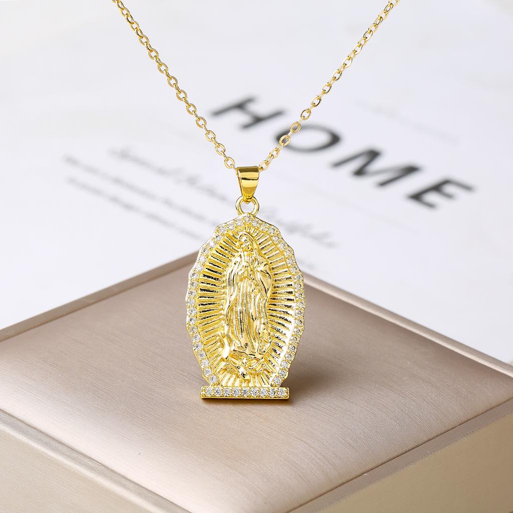 New Arrival Religion Moon/Arch Shaped Virgin Mary Jesus Zirconia Pendant Necklace Elegant Vintage Charm Jewelry Gift for Women