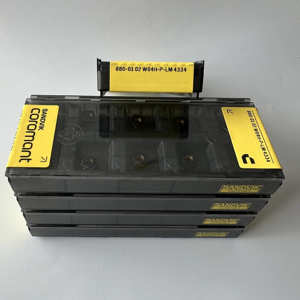 Sandvik / 880-0102W04H-P-LM 4334 / Industrial Indexable Carbide Inserts 10 Pcs