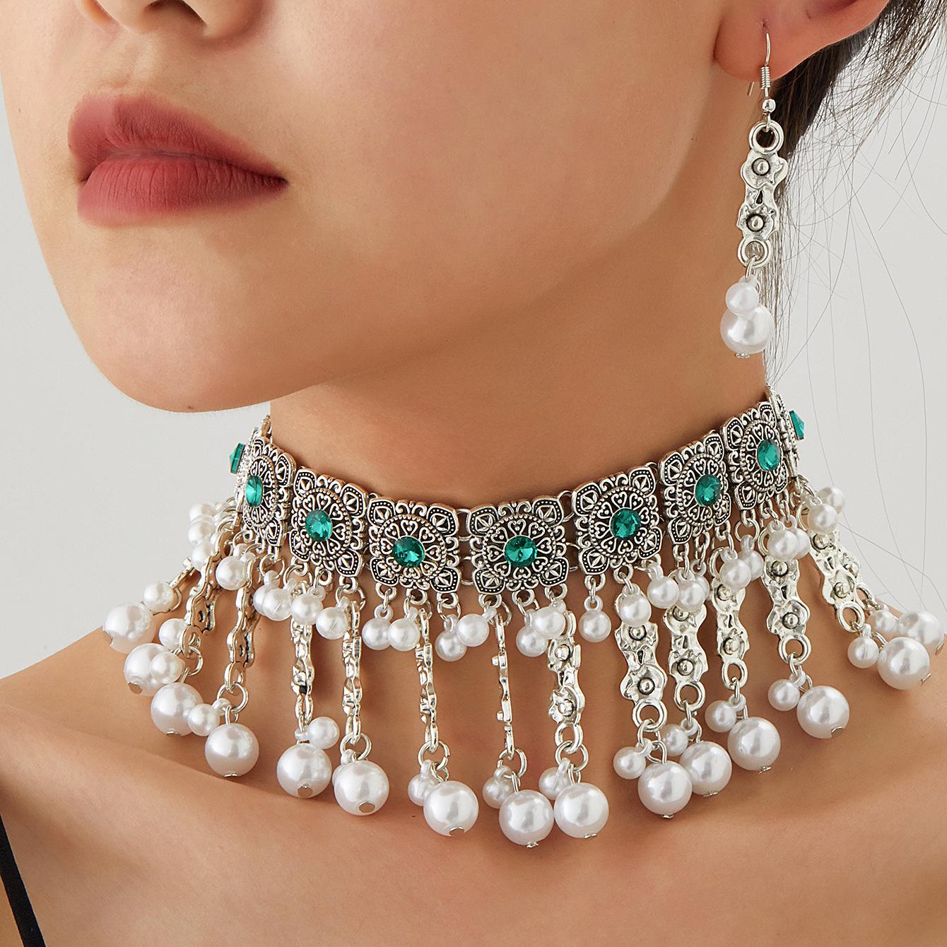 Богемное ожерелье с жемчужной кисточкой и серьги в этническом юго-восточном азиатском стиле зелёный