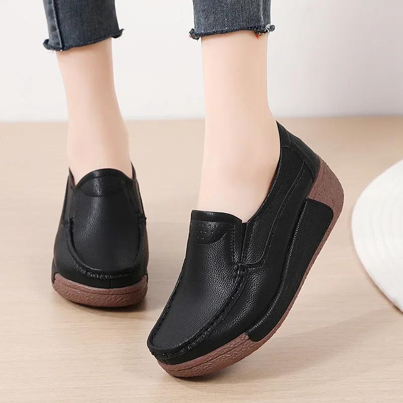 Fashion Spring and Summer Women Fashion Loafers Genuine Leather Moccasins Autumn Slip-on Casual Round Toe Wedge Platform Rocking Shoes