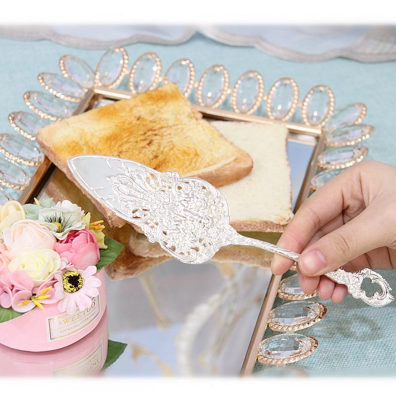 European Silver-plated Cake Triangle Shovel Western Bread Knife Exquisite Birthday Wedding Decoration Creative Cake Knife Shovel