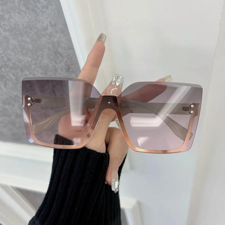 Casual Square Sunglasses Women Men Gradient Sun Glasses Female Male Designer Brand Lovely Travel Outdoor