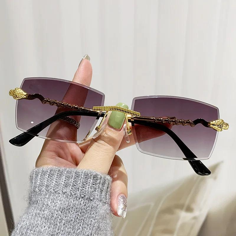 New Rectangle Rimless Sunglasses Women Retro Snake Decoration Clear Ocean Lens Eyewear Men Sun Glasses UV400 Shades