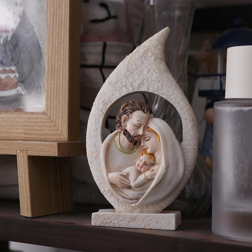 Exquisite Holy Family Figurine Painted Resin Nativity Ornaments Vivid Sacred Hearts Statue  Desktop