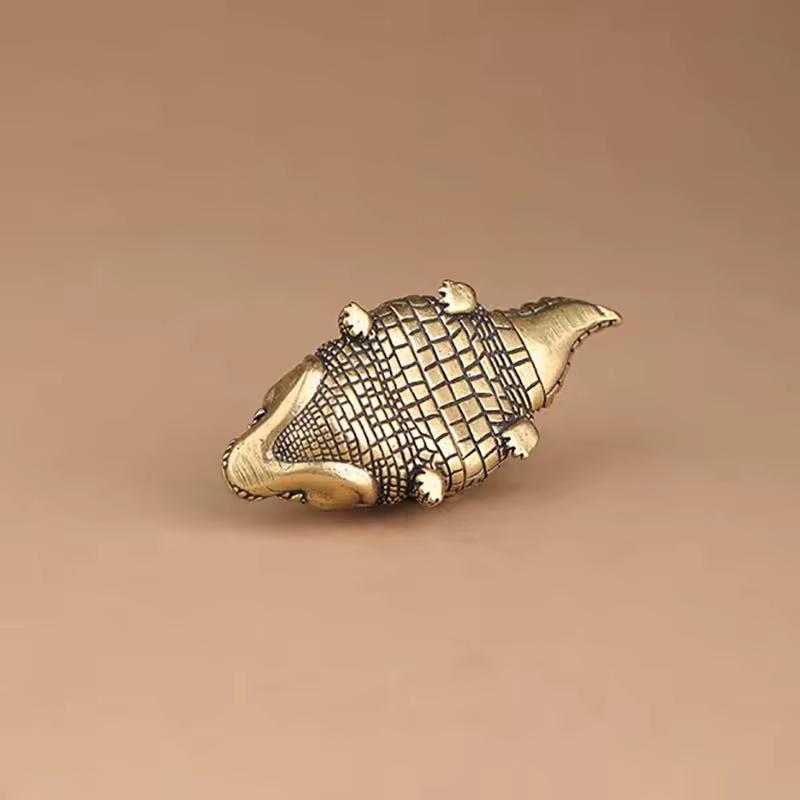 Vintage Brass Crocodile Mini Figurine Antique Animal Statue Desktop Ornament Home Decor Handmade Crafts Tea Pet Decoration