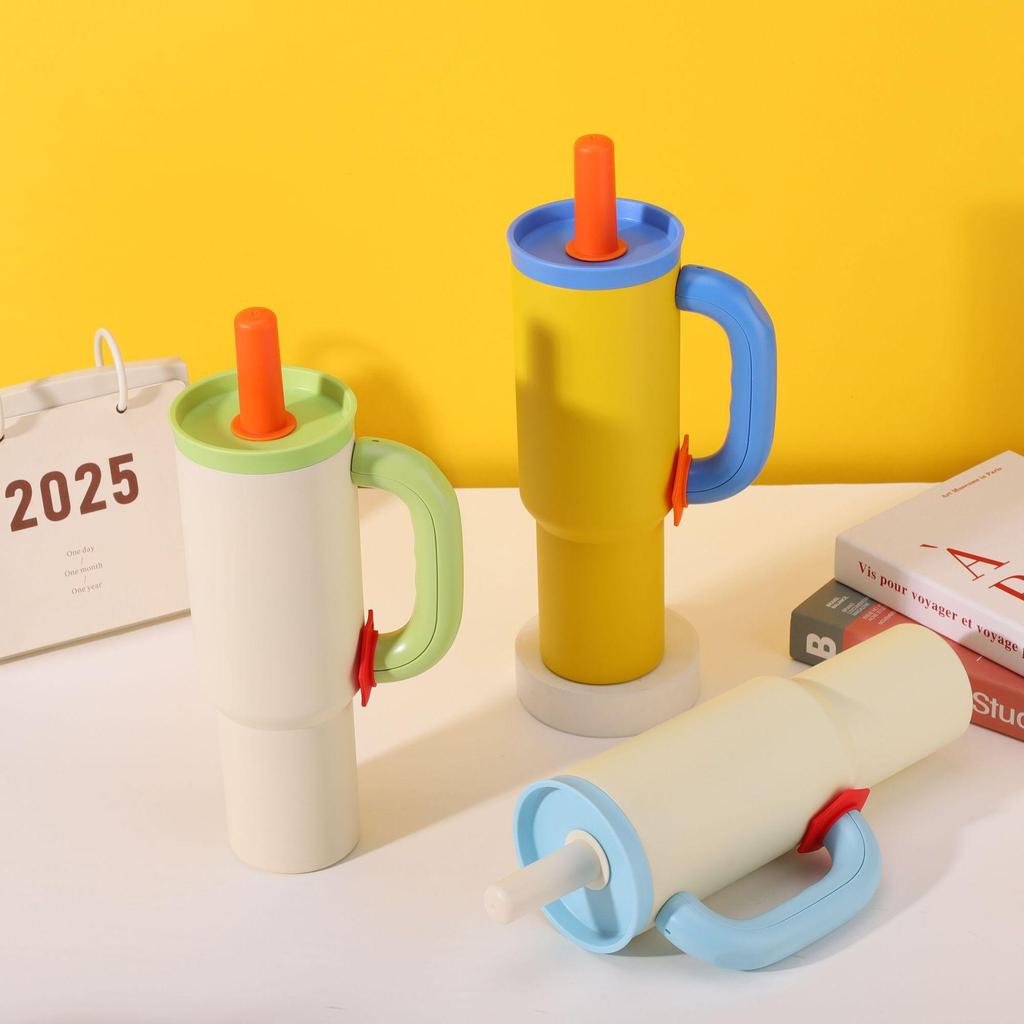 Large Capacity Fashion Straw Cup: 304 Stainless Steel Insulated Handle for Convenient Outdoor and Car Use