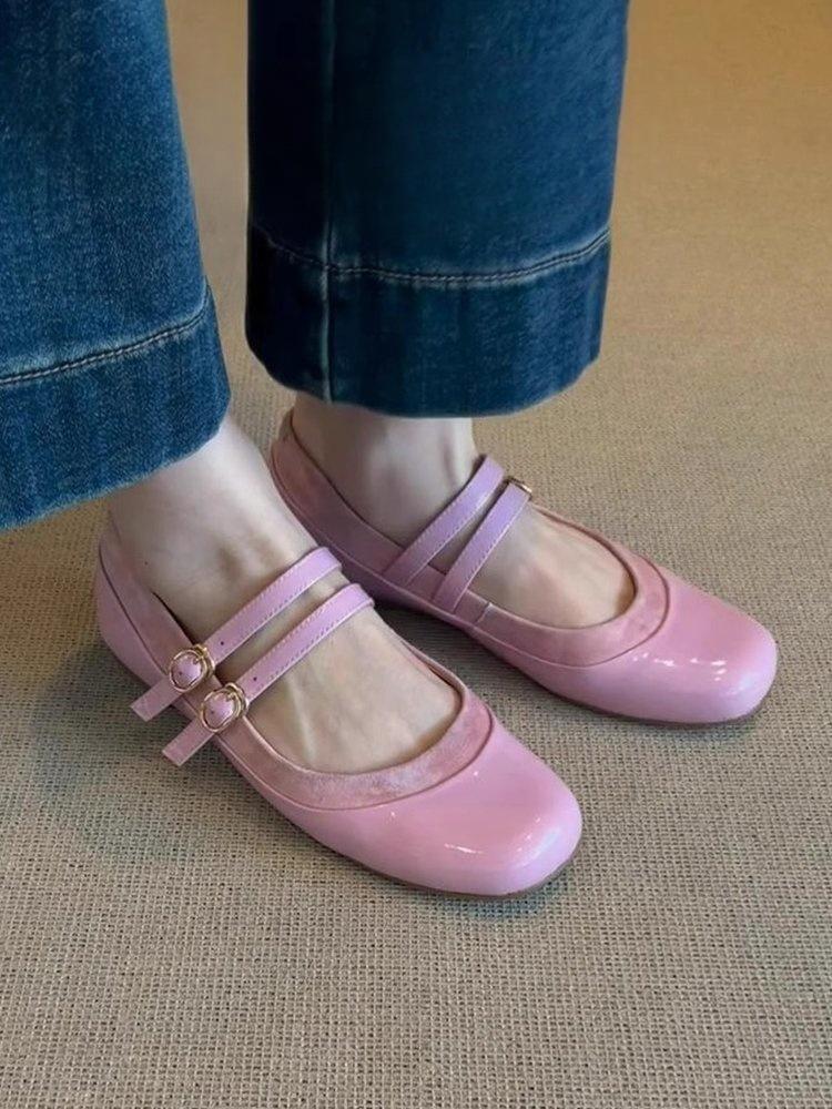 

Patent leather round head shallow mouth flat bottom small single shoes women s new one-word buckle temperament Mary Jane shoes 40 розовый