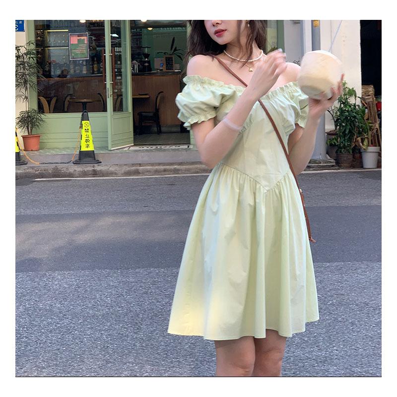 Sommerkleid mit V-Ausschnitt, Strandurlaub, Freizeitkleider