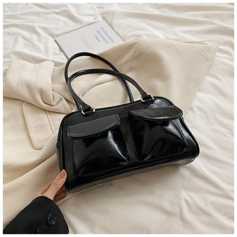 

Premium retro small bag women s new autumn and winter commuting shoulder underarm bag handbag чорний