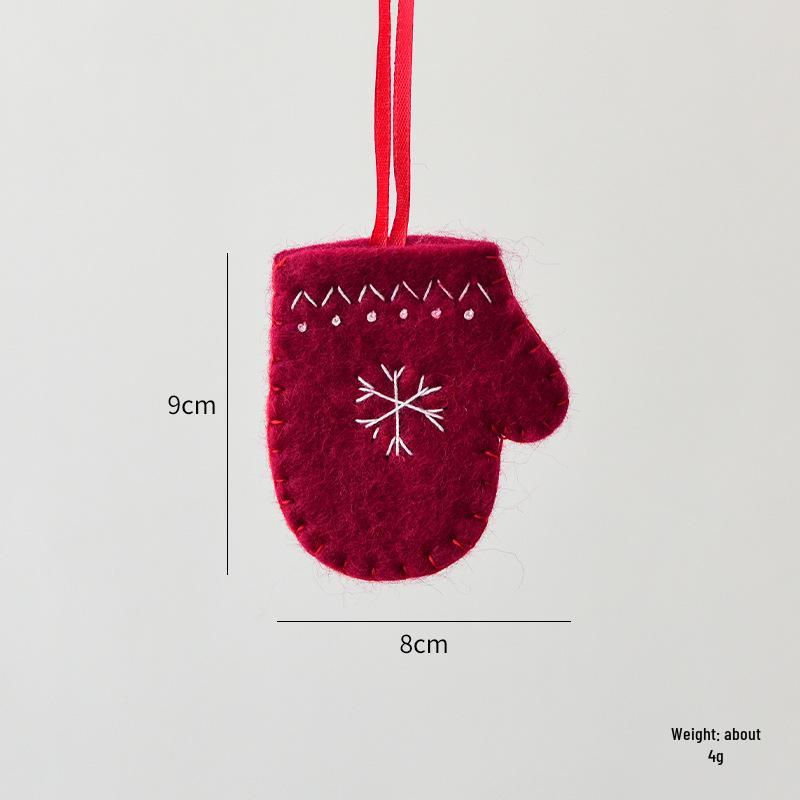 Christmas Festival Snowflake Pendant: Felt Gingerbread Cartoon Ornament
