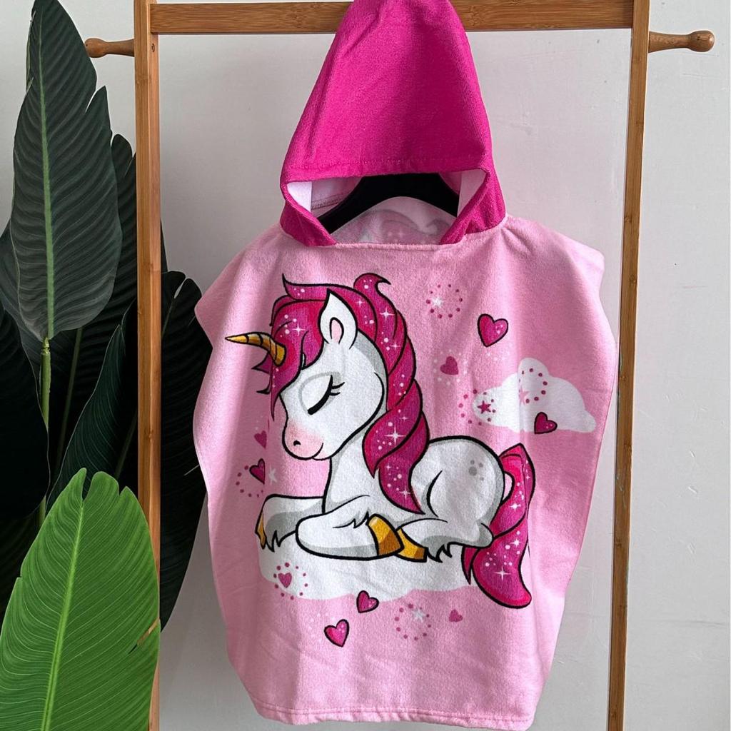 Children's Hooded Bath Towel: Antibacterial, Quick-Drying, Wearable Cloak for Bath or Beach.