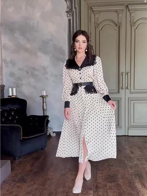 2024 Zomer Slank Polkadot Jurkje met Kantrandje & Peter Pan Kraag