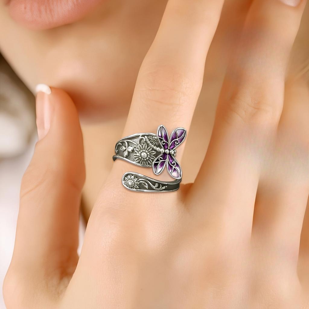 Ladies' Open Ring, Bohemian Victorian Thumb Jewelry, Fashionable and Personalized Punk Carving Cross Pattern, Versatile for All Seasons