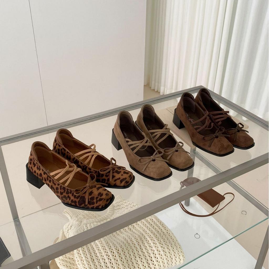 2025 Autumn New Temperament Versatile Square Head Simple Fairy Style Bow Internet Celebrity Comfortable Explosion Thick Heel Shoes