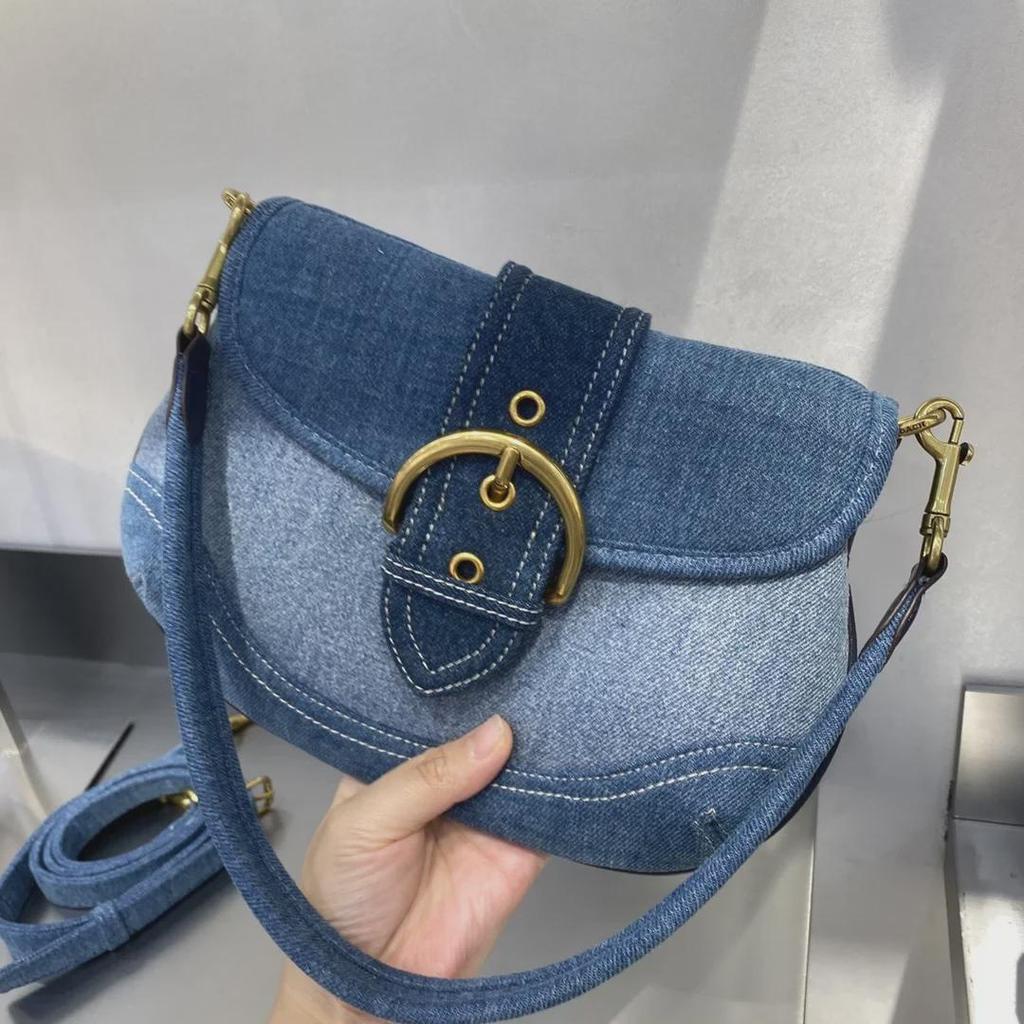 2024 Spring/Summer Women's Retro Blue Denim Shoulder Bag