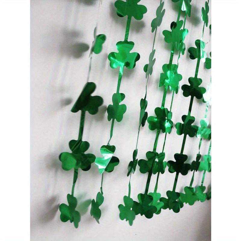 Clover Garland Backdrop Decorations, Suitable for St. Patrick's Day Party Background Wall