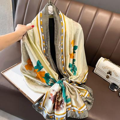 Accessoires – Schals & Tücher