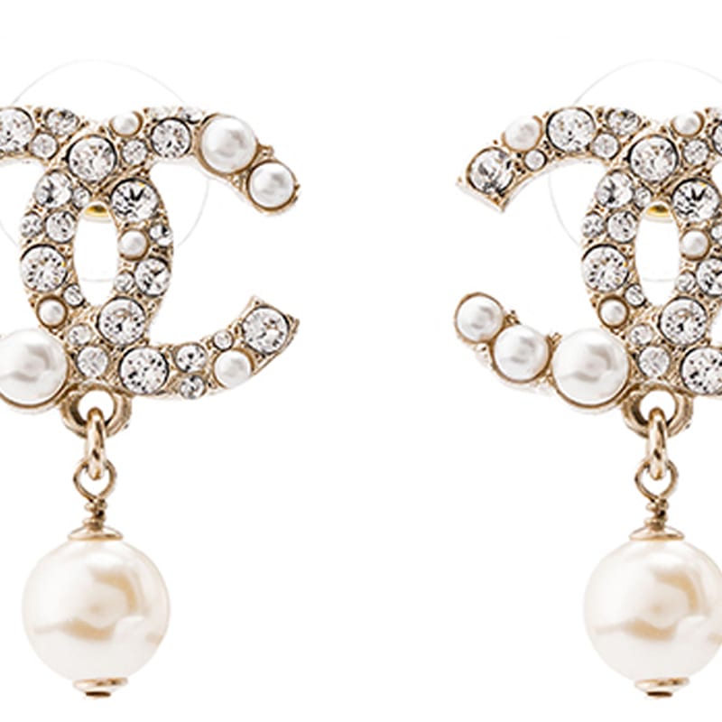 CHANEL Metal Earrings Women's Gold/Pearl White AB5737-B04938-NB264