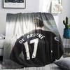 KDB17 Bedruckte Flanelldecke, weicher Überwurf für Schlafzimmer Sofa, waschbar, Fußballfan-Merchandise, tolles Geschenk.