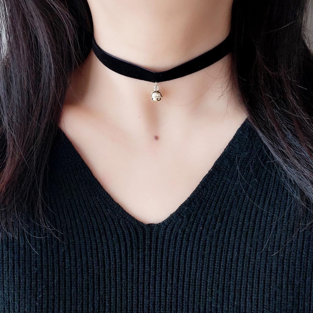 Gargantilla de terciopelo dulce y linda con colgante en forma de campana para cuello de chica
