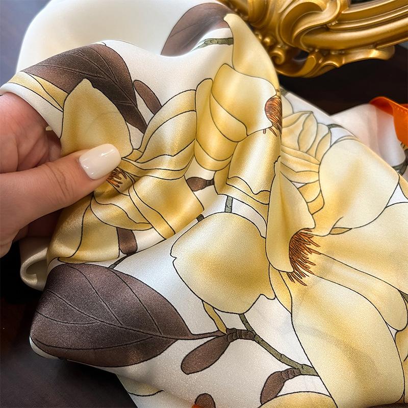 111% Mulberry Silk Scarf Women's New Temperament Elegant Magnolia Silk Square Scarf High Sense Versatile 11 Small Square Scarf