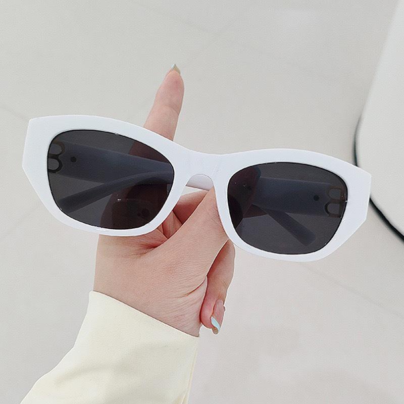 

New Cat-Eye Sunglasses: Trendy Retro Small Frame, High-End Women s Anti-UV Shades