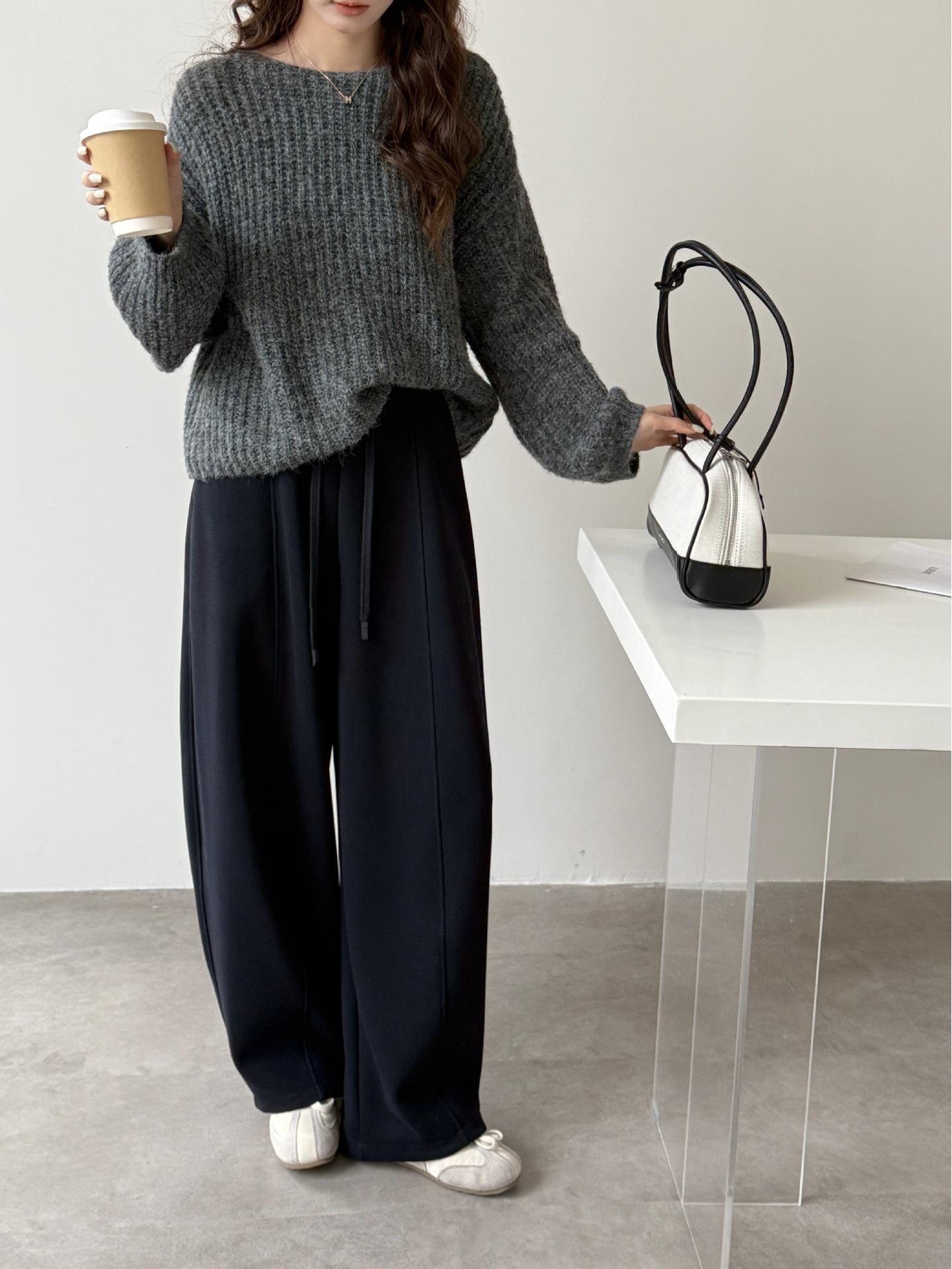 

Women s Wide Leg Ribbed Cuffed Star Fruit Sweatpants 2603 Large (120-135 lbs, 102cm length) темно-синього кольору