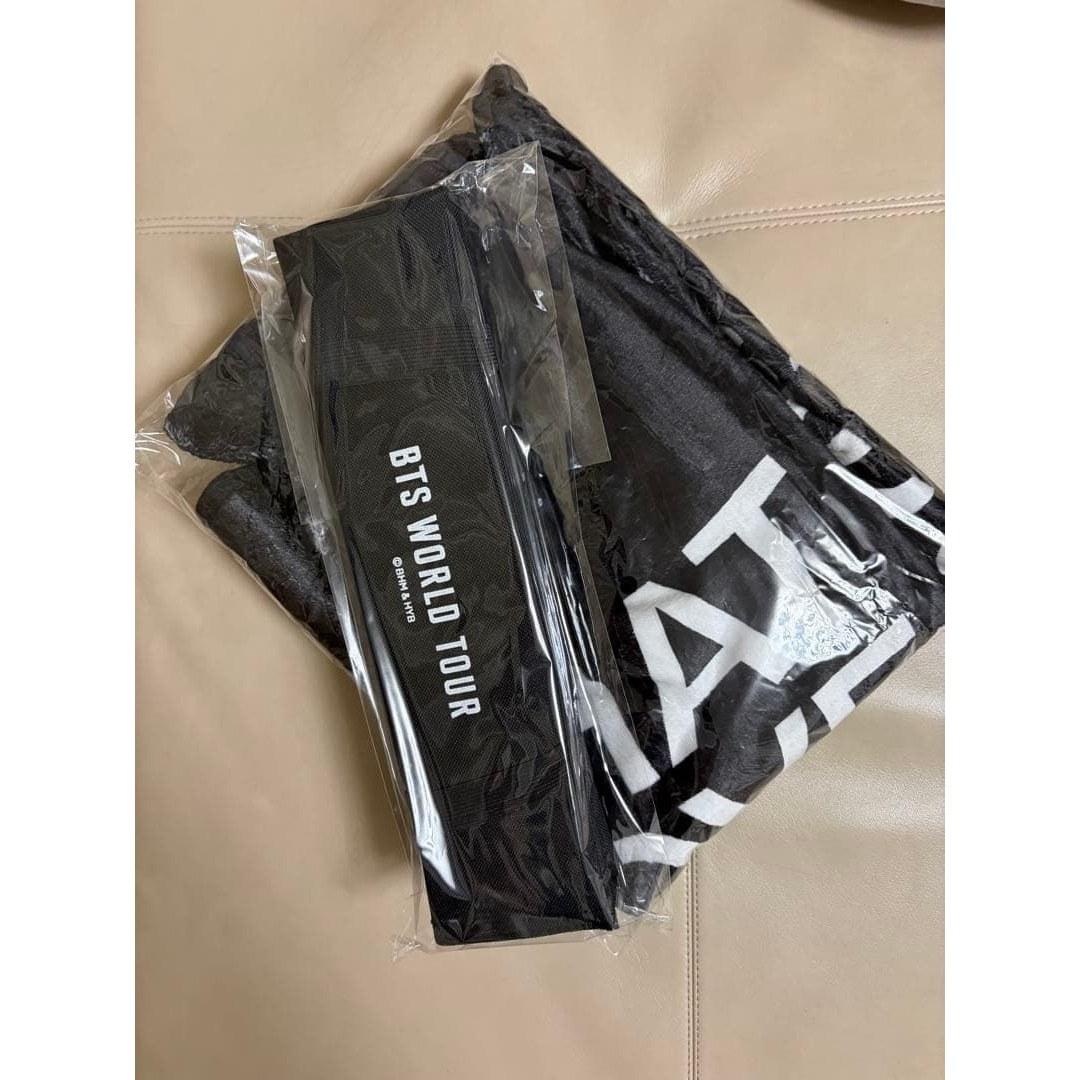 BTS ARIRANG Flying Disk Challenge Blanket Cushion