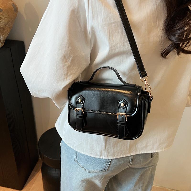 Korean Version of the New Fashion Portable Small Square Bag Women's 2025 Spring Niche Simple Shoulder Bag High-end Messenger Women's Bag